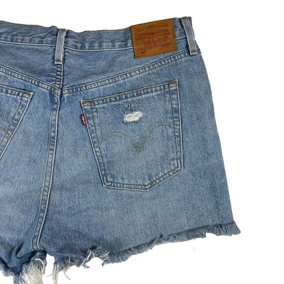 Levi’s 501 Heavily Distressed Cut Off Shorts - Picture 5 of 10